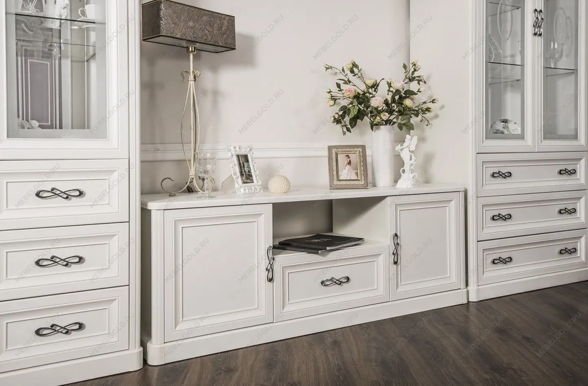 Витрина Мишель 2-ств белый матовый - Выставка м. Марьина роща | изображение 2